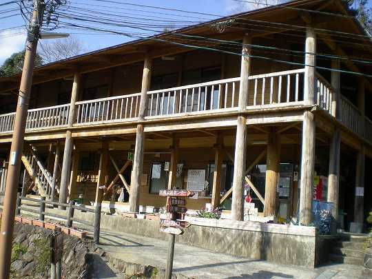 玄関屋内3