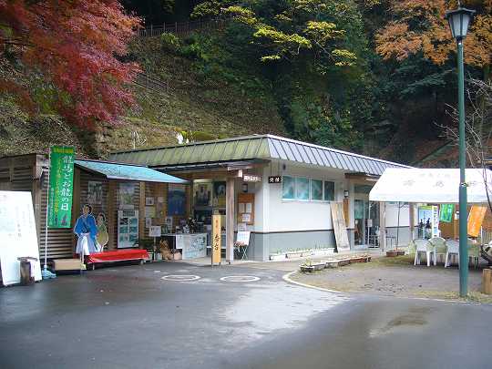 玄関屋内2