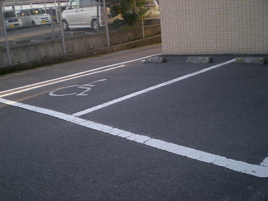 駐車場3